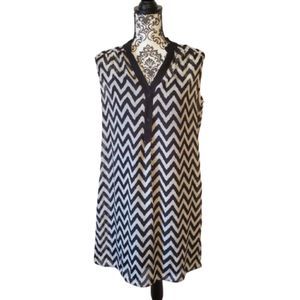 Tacera Chevron Sleeveless Shift Dress Sz M